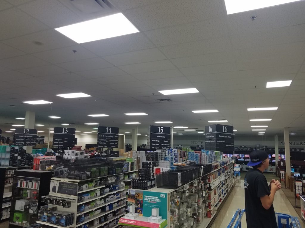 microcenter 144hz